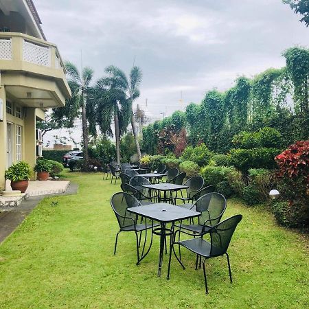 Citi Garden Suites Naga  Buitenkant foto